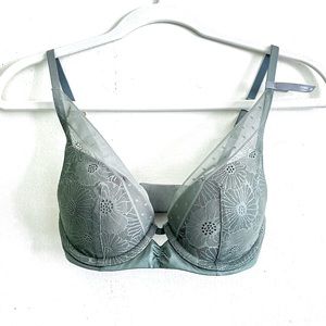 Aerie Plunge Bra 30C green lace push up